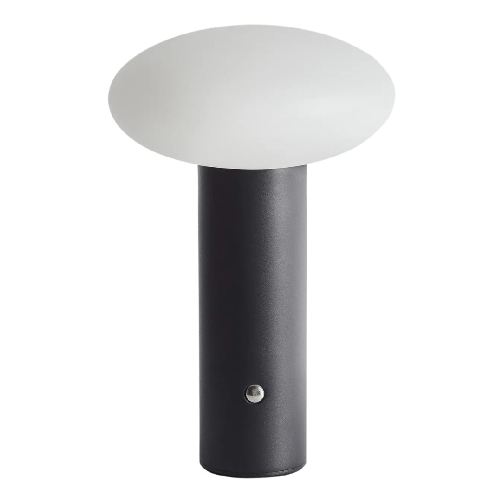 **Lampe à poser moderne avec abat-jour en verre opale et base en métal noir**
